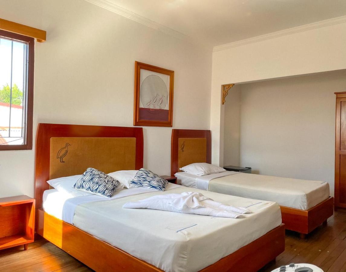 Hotel Luz De Luna Сан Хосе Екстериор снимка